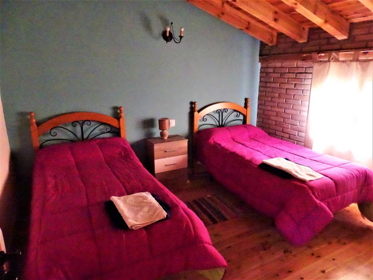 Hostal Camino Del Cid Huerta Del Rey Esterno foto